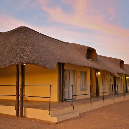 Schuetzenhaus Guesthouse Keetmanshoop Bagian luar foto