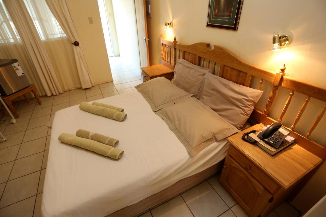 Schuetzenhaus Guesthouse Keetmanshoop Bagian luar foto