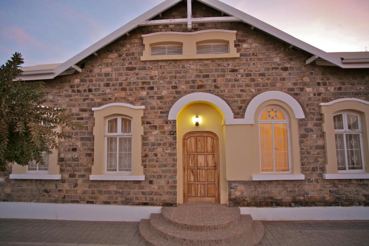 Schuetzenhaus Guesthouse Keetmanshoop Bagian luar foto