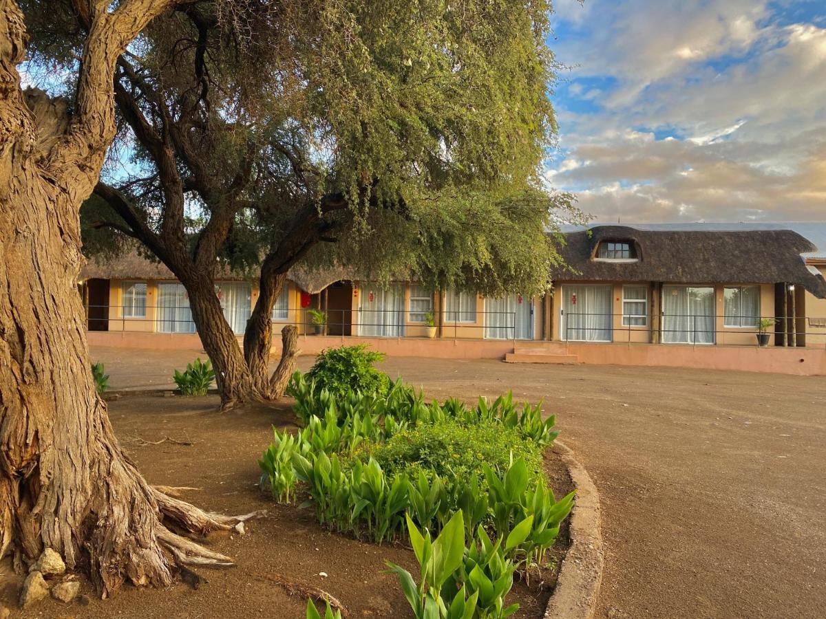 Schuetzenhaus Guesthouse Keetmanshoop Bagian luar foto